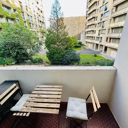 Apartmán With Balcony 800m To Trocadero And Tour Eiffel Paříž