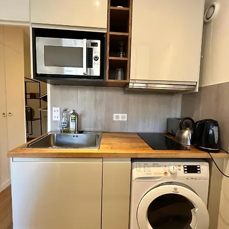 Dream Dwell -studio With Balcony 800m To Trocadero And Tour Eiffel 아파트
